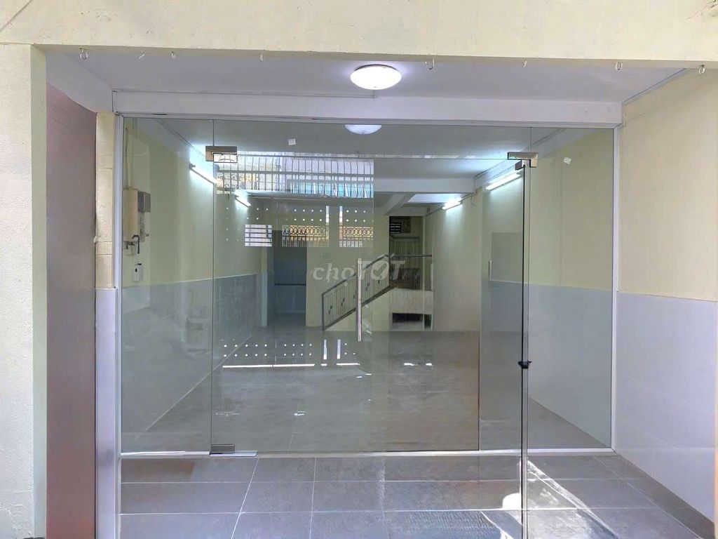 Hai Bà Trưng alleyhouse 4X18 M 2 floors.