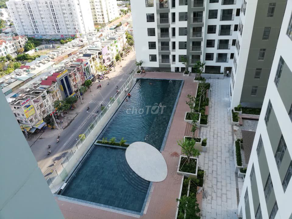 Need to rent the Officetel Central Premium with interiors - bid: Eight million.
