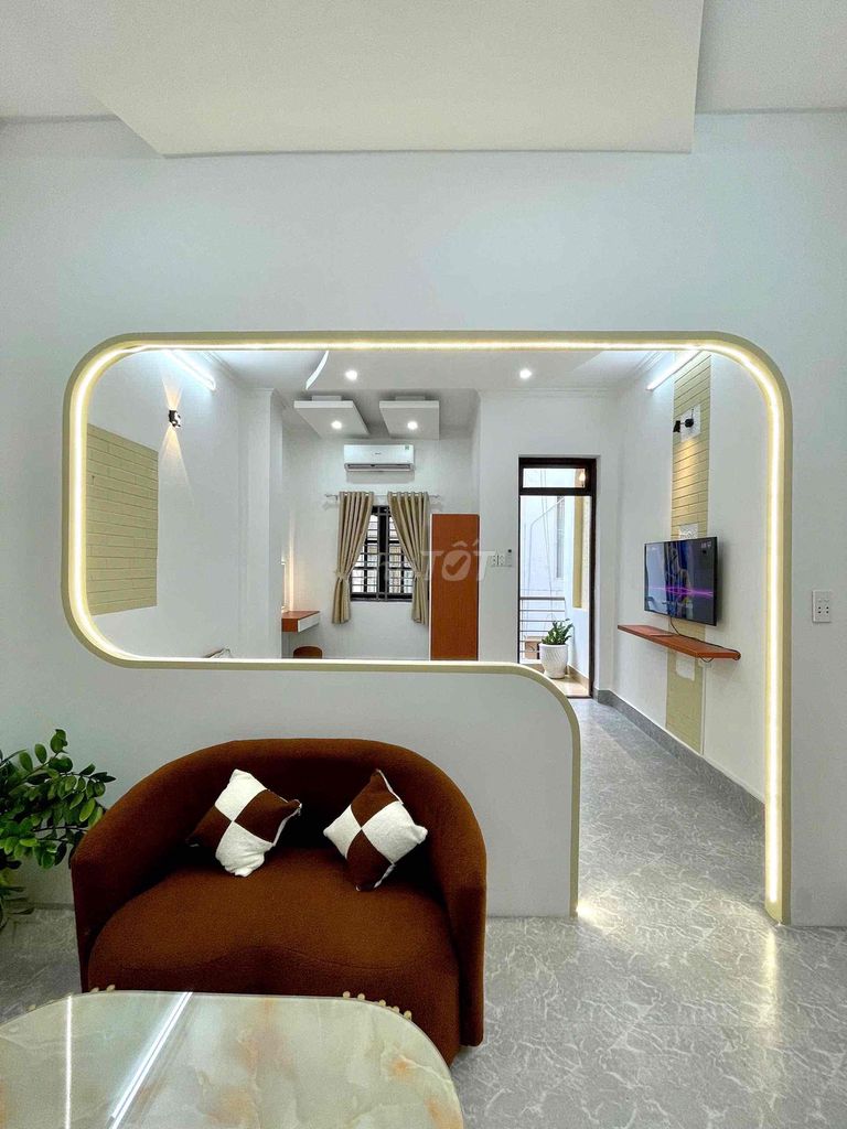 The new apartment is in the center of 1 - private balcony.