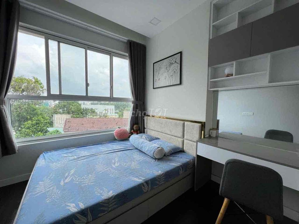 Rent a good apartment at The Botanica 2 bedrooms 2 bathrooms near the airport