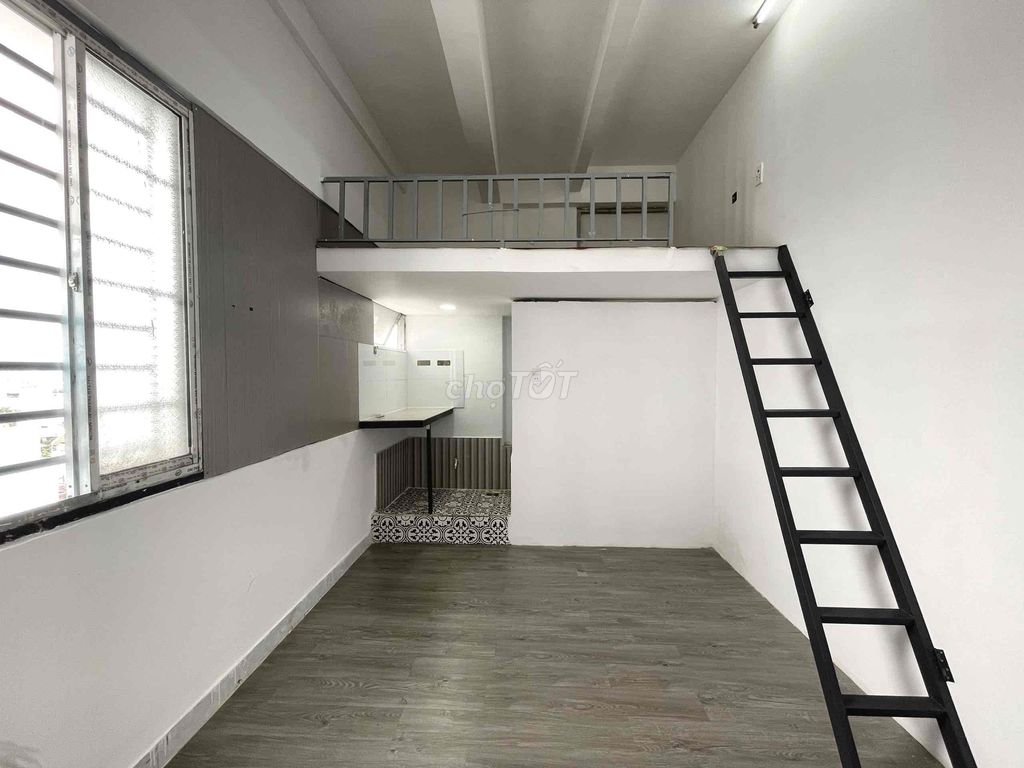 cheap room - sky window - ready air conditioning near fourth quarter