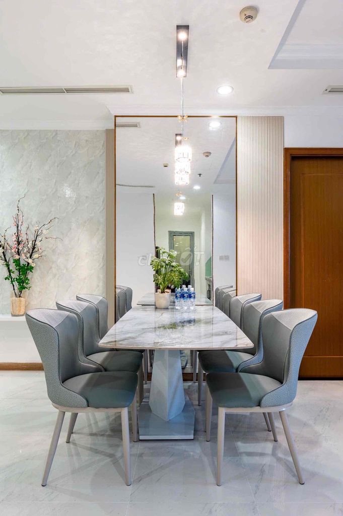 Rent two bedrooms 90 M2 river view - beautiful interior, new, fancy 25
