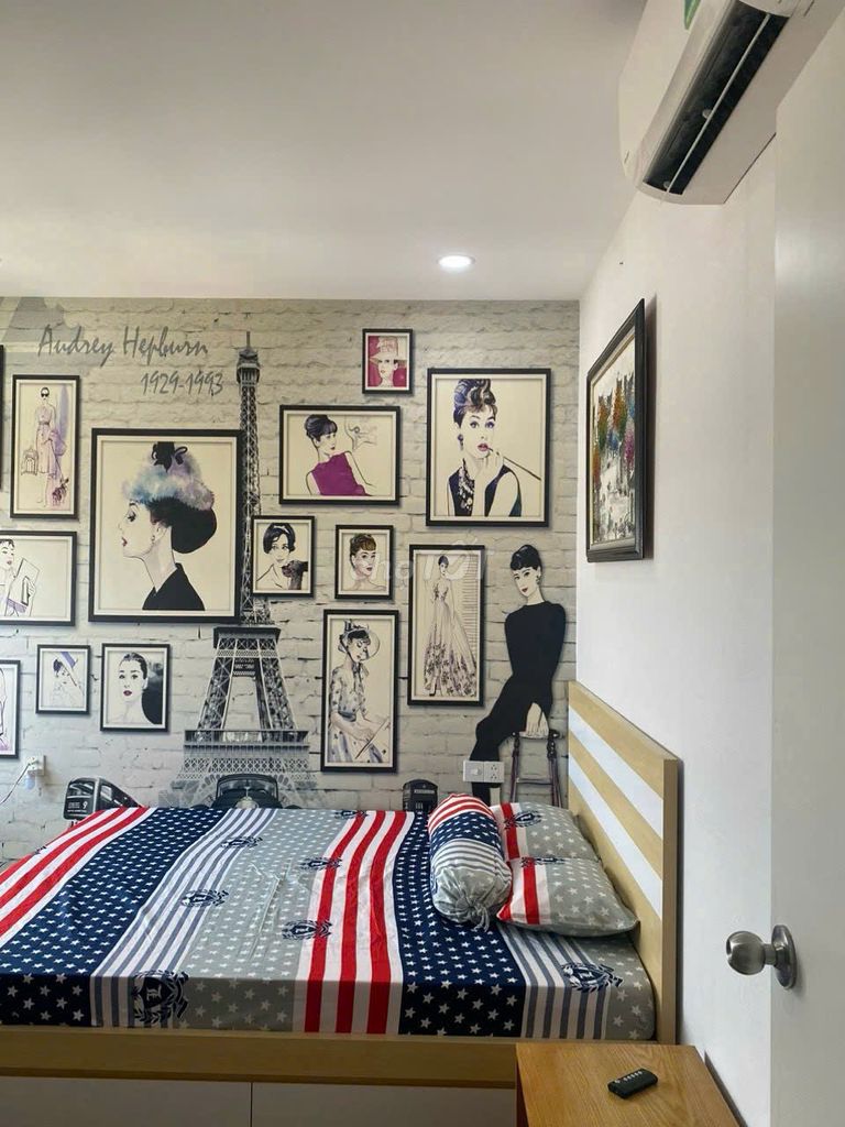 Rent Central Premium. 8–3 bedrooms 2 toilets. 18 million.