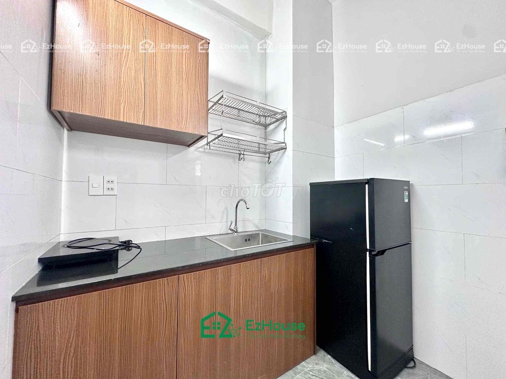 Two bedrooms full of basic interiors right at Lâm Văn Bền.