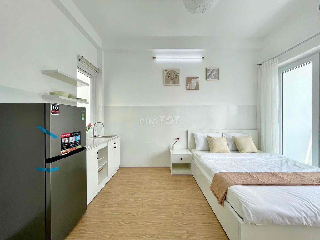 The balcony studio has opened, near the diamond island, District 2.