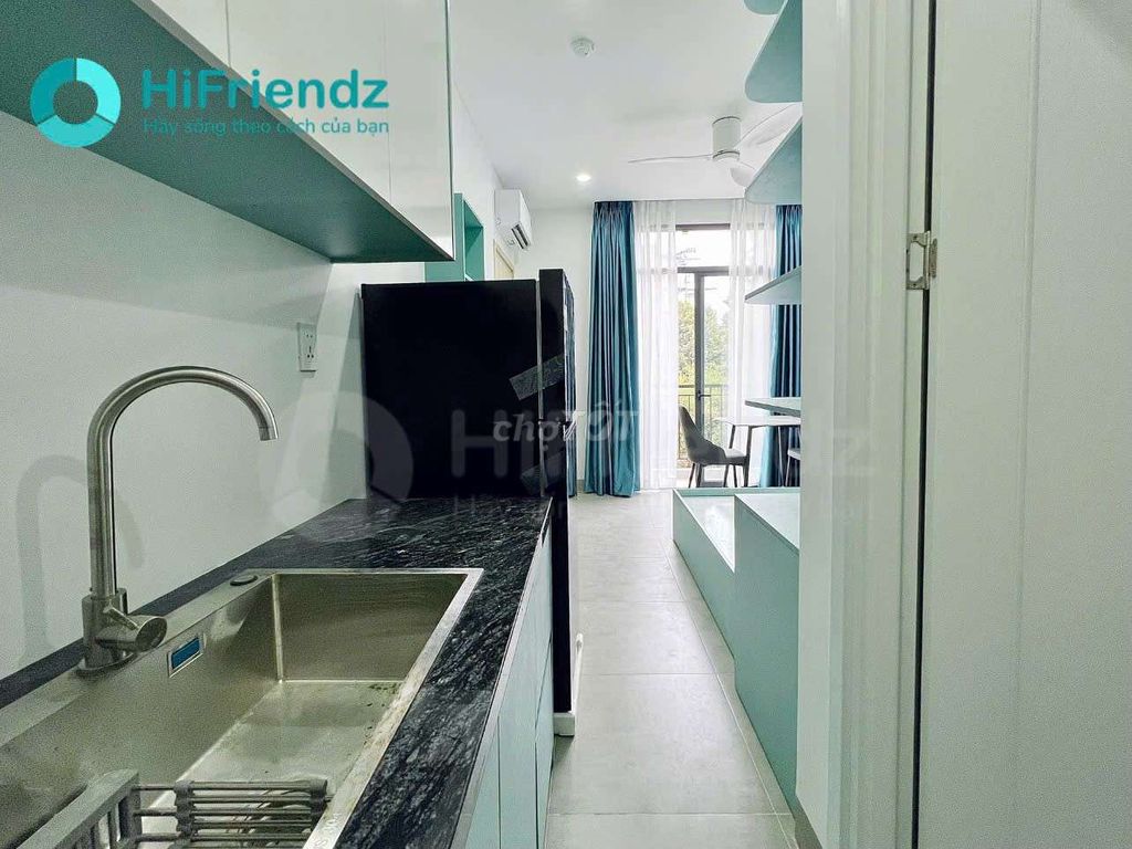 The studio service apartment is located in Cát Lái near the umt