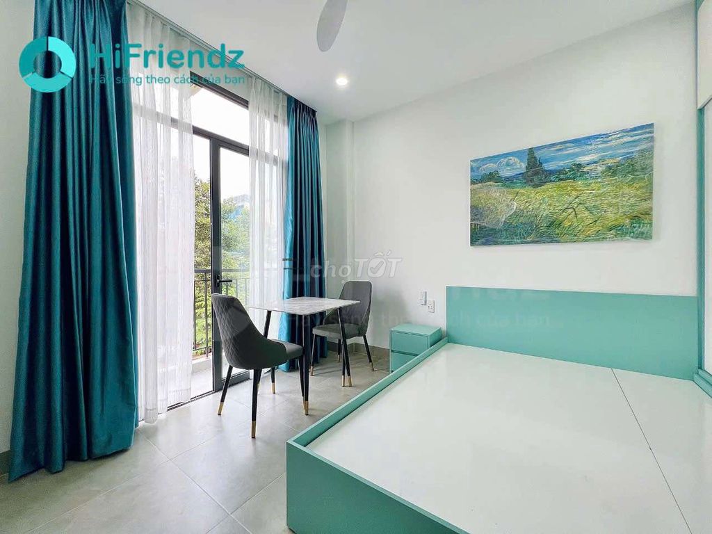 The studio service apartment is located in Cát Lái near the umt