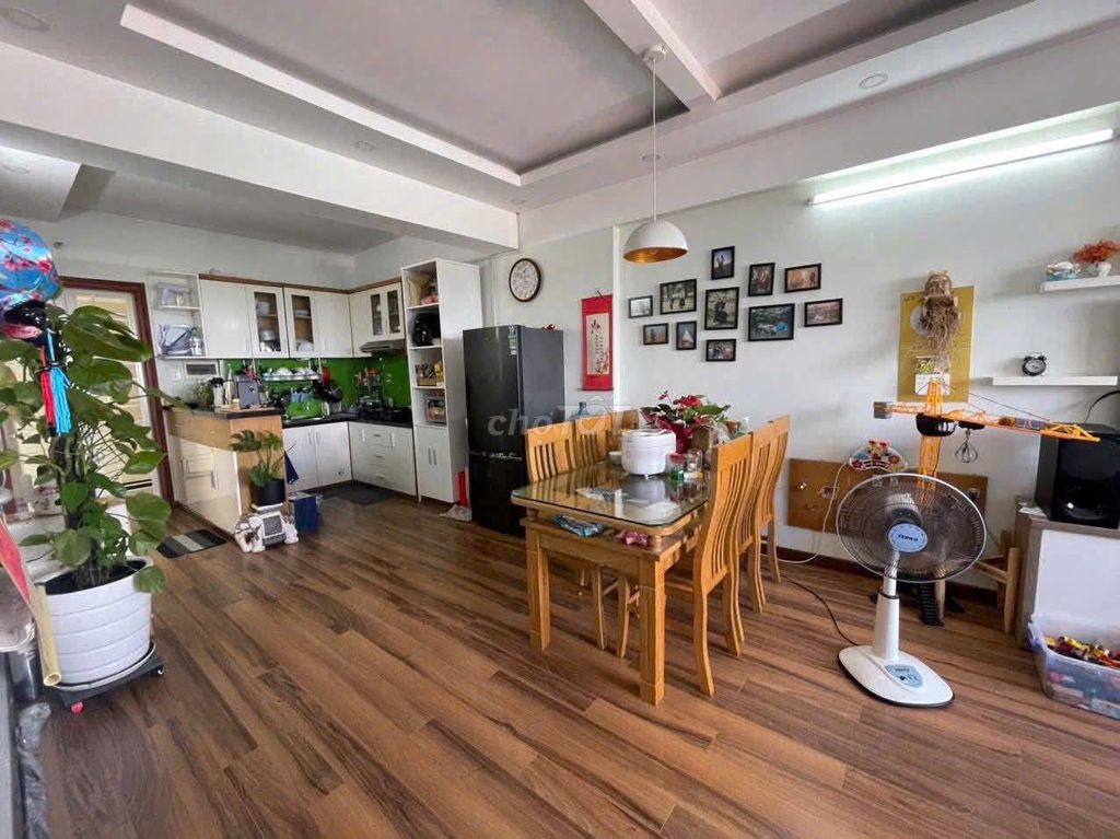 Qq22, 13, Tân Phú: 80 meters2, 2 p sleeping, full interior, 9 million