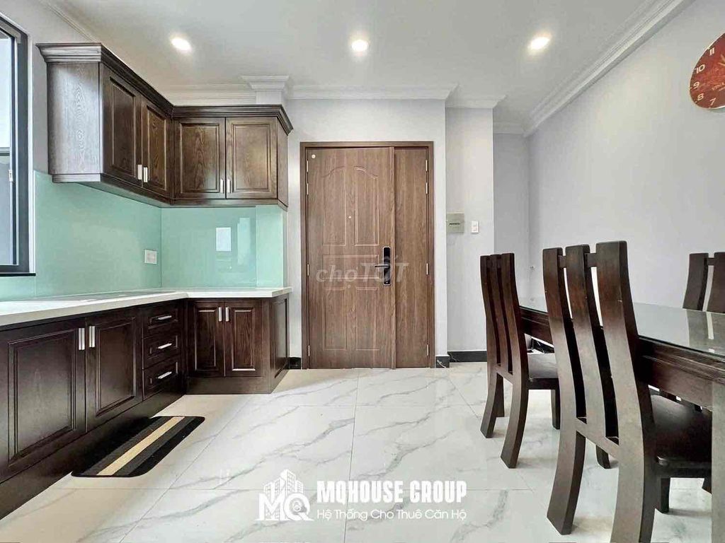 It's the owner of the new high-end apartment that's 100 percent built by etown Cộng Hoà.