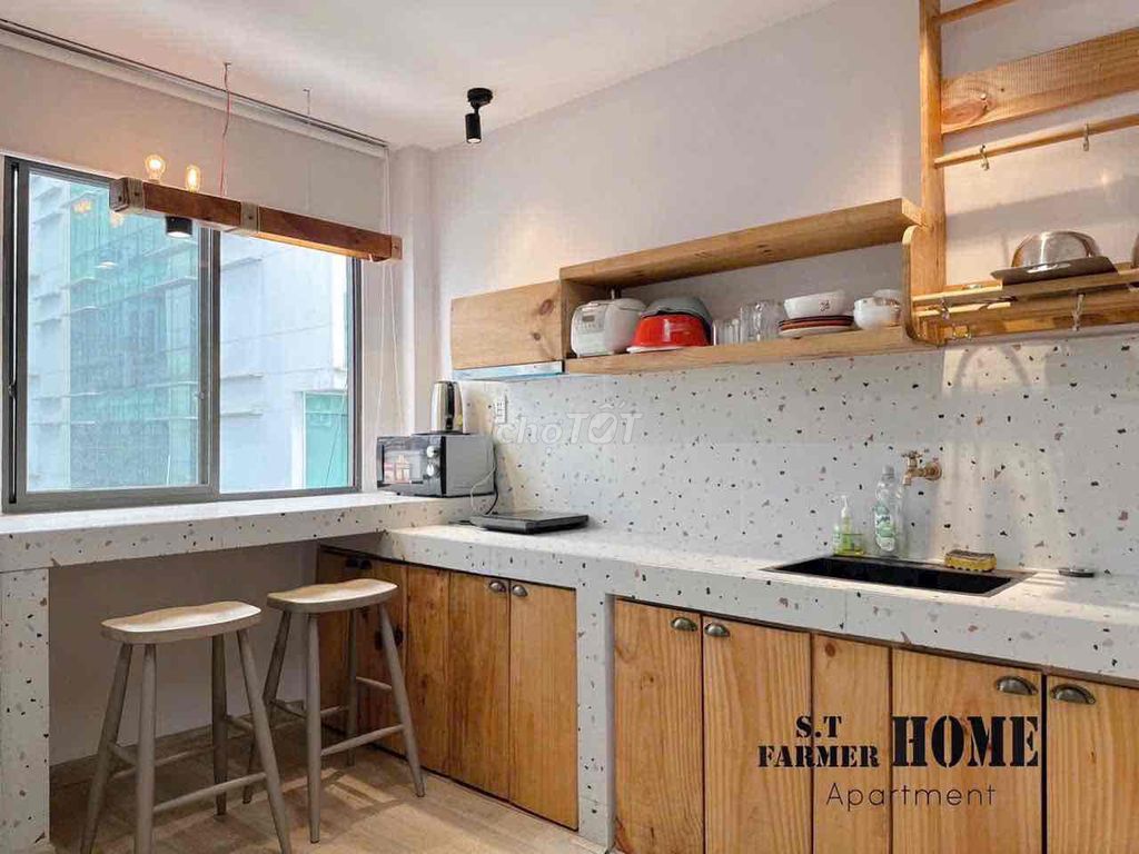 Open the new Nguyễn Sơn Hà project, District 3, elevator, car to door