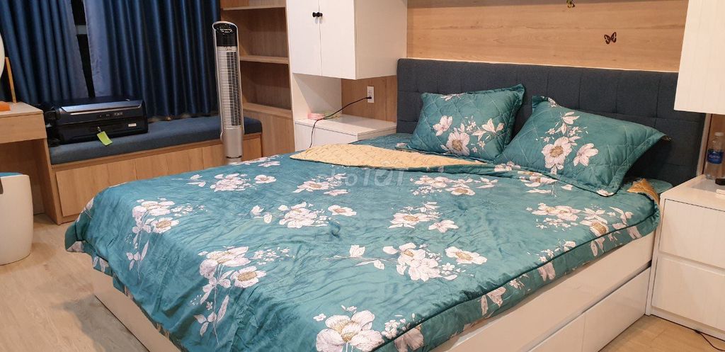 Sky Center apartment is rented - 2 bedrooms at 15.5-17 million, 3 bedrooms for 20 million.