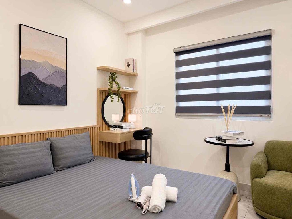 Renting Huyền Quang District 1