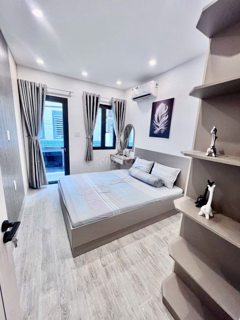 Rent on Route 1, 7707, Tân Bình