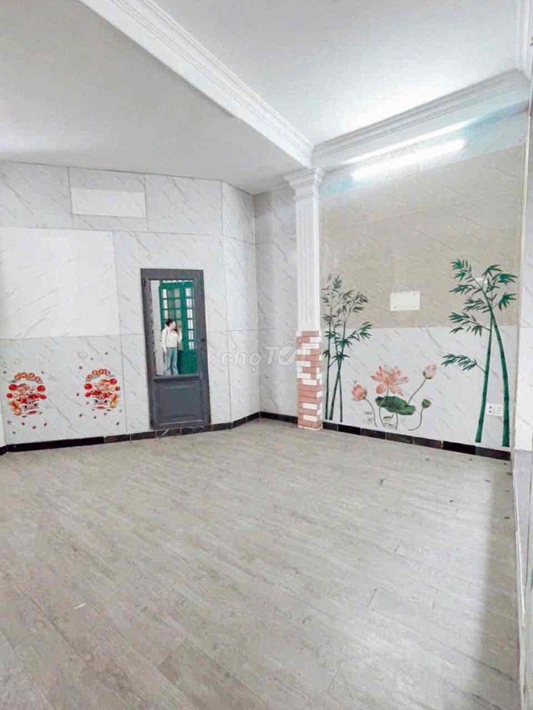 Rent Đoàn Thị Điểm, 3 floors, 48 meters, 4 bedroom 3/3 toilets, 6 meters across, 18 million