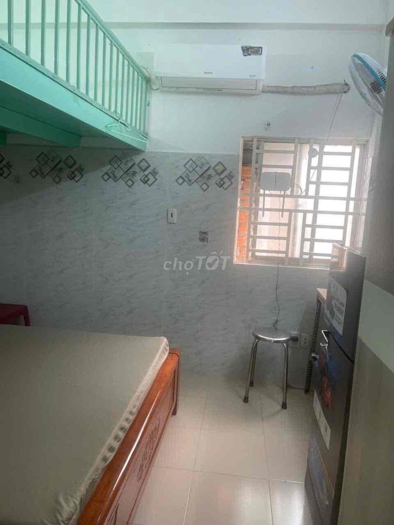 A fully guarded Phú Nhuận interior room