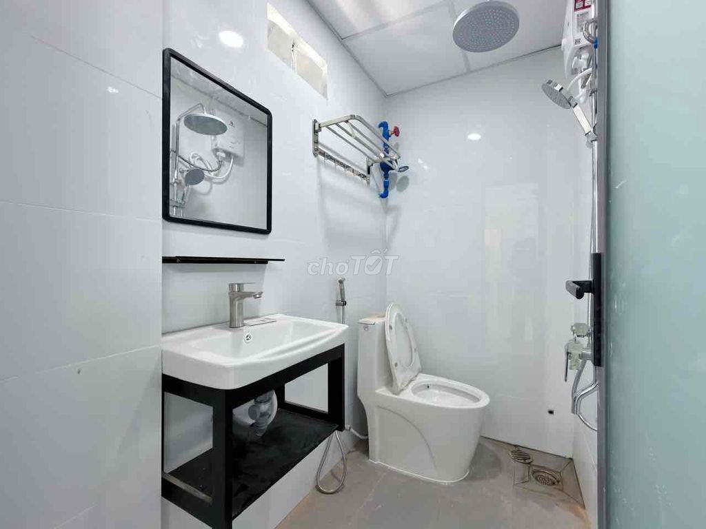 For the rest of the week • 500 K • Vườn Lài District 12 hotel room