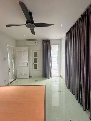 Sedco Central Park" 1 2nd floor 16 x 18 meters
