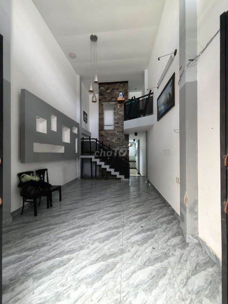 Rent an alley house on Số 4.
