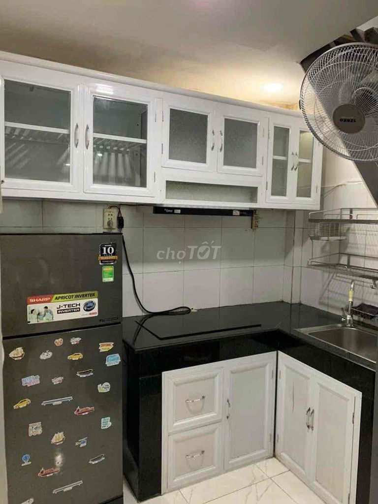 The original house. Full interior. Two bedrooms. Three toilets. Route 1.5 meters