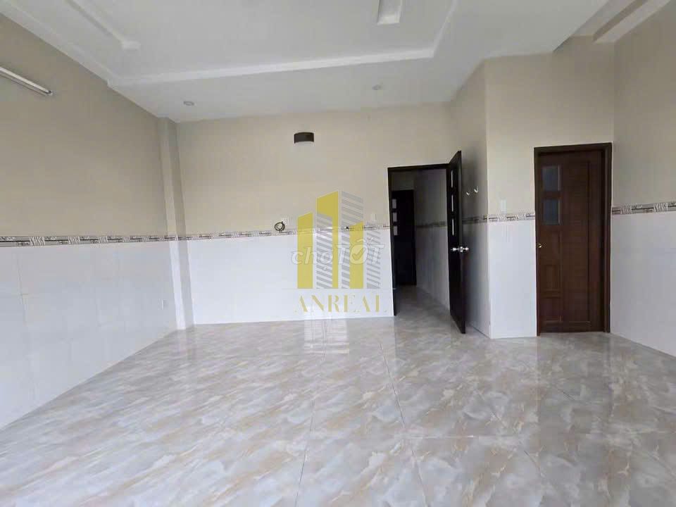 Thảo Điền 4th floor. 25 million.