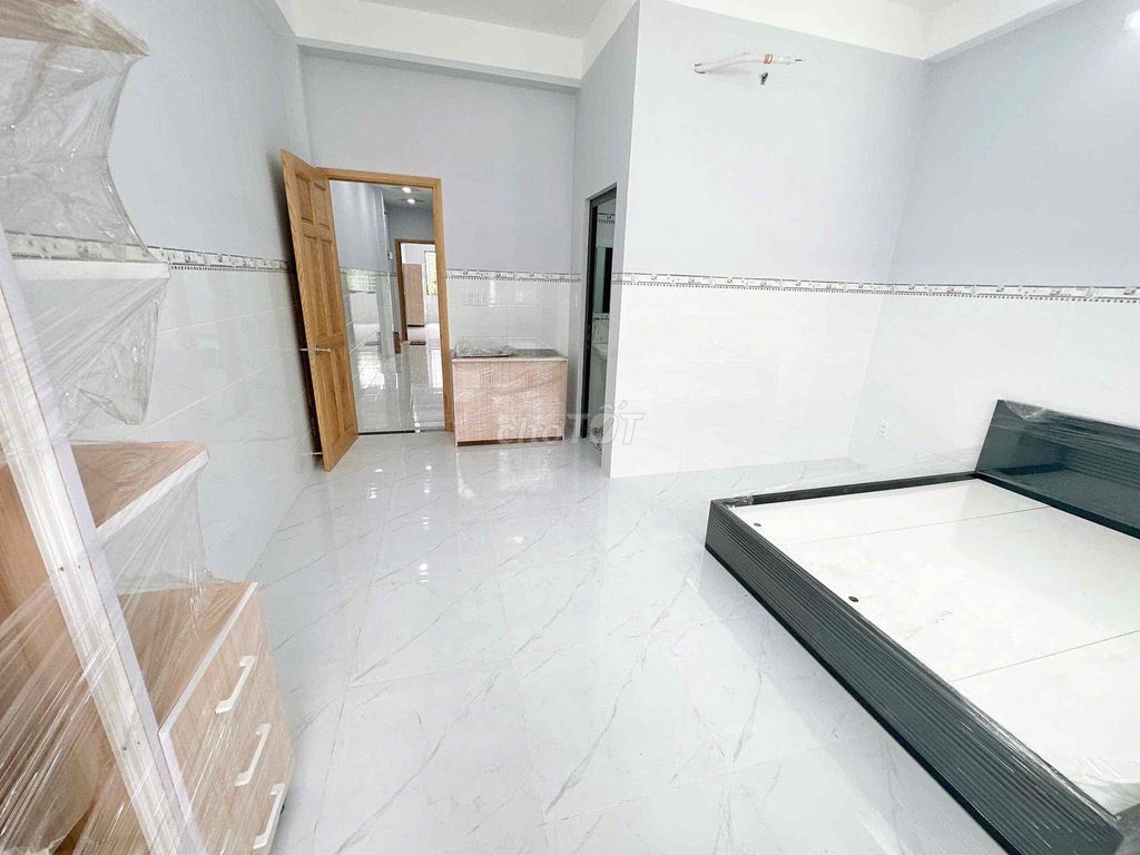 Homerooms are extremely cool - free time - with furniture near Aron bt
