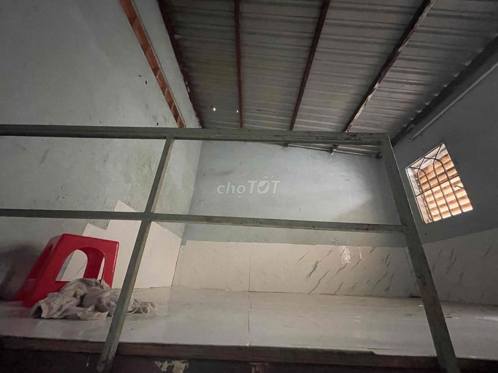 To rent Thủ Đức rents a large room