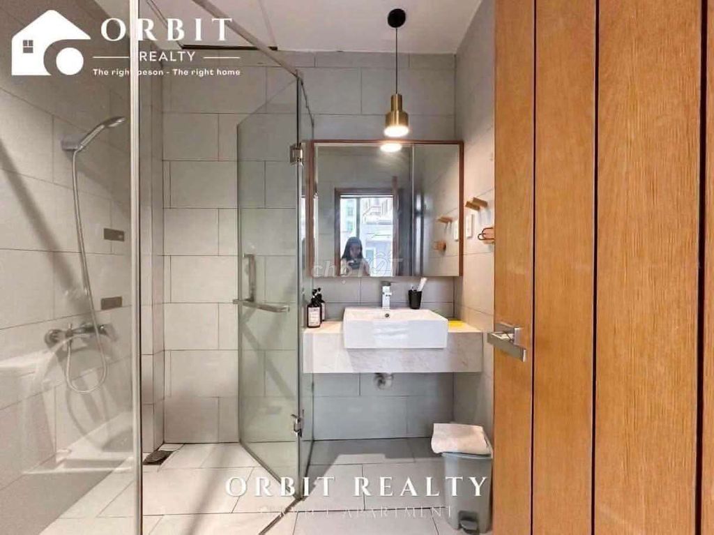 The L.O.L.Q.0 is on the move.