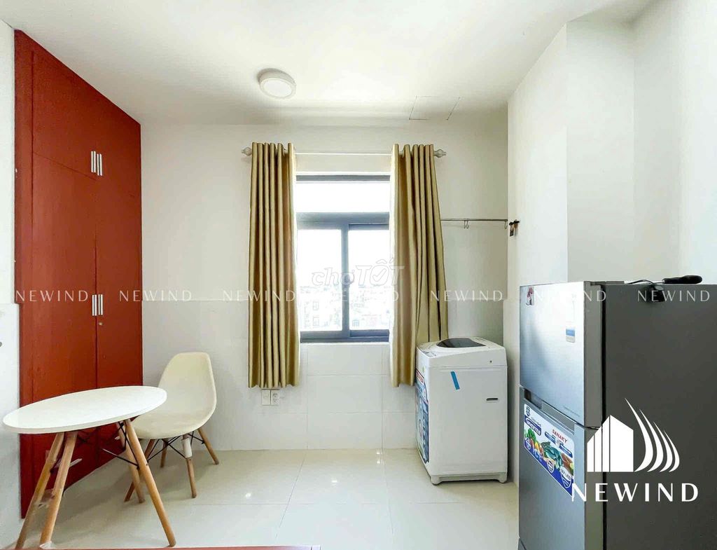 Reservate the full interior window studio near kcxNen Shun, udrek
