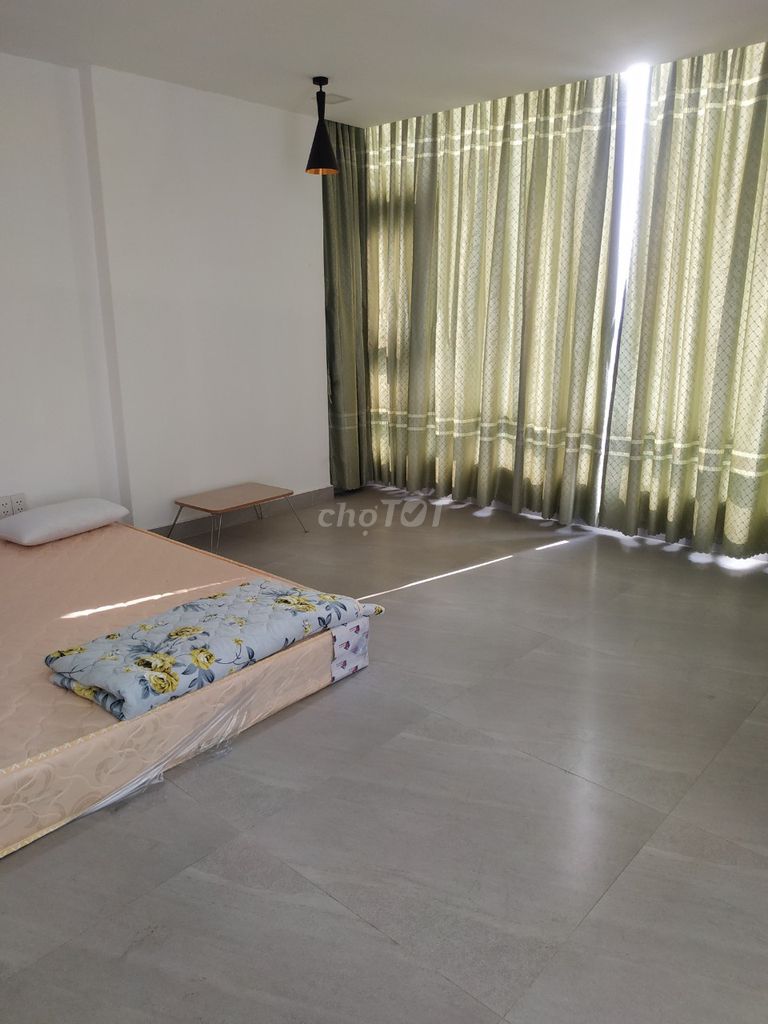 Rent Dupex in Bảy Hiền Tower, 187 meters, 4 bedrooms, 4 toilets, 17 million.