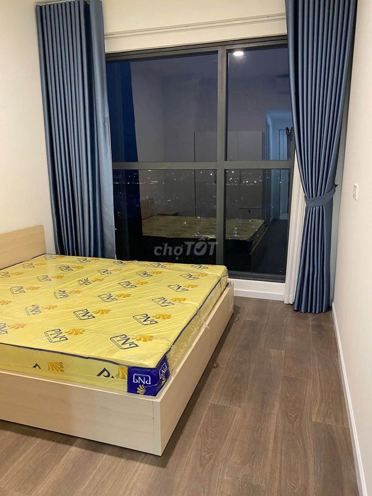 Victoria Village rents room 2 bedrooms full of furniture for 18 million a month.