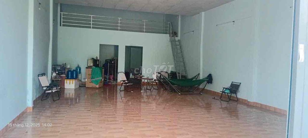 Renting Trương Thị Hoa tth cash houses 126mm 12 million just made storage