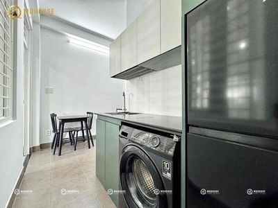Clear the bedroom. Clear the kitchen room.