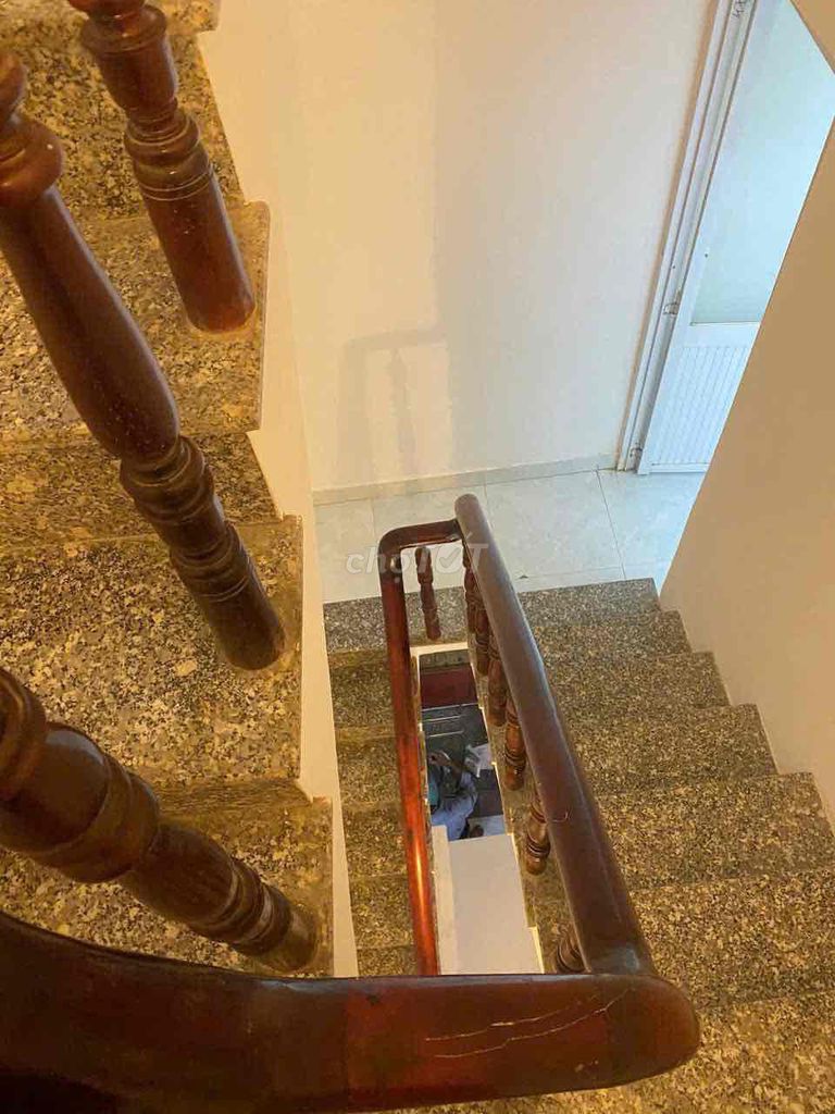 3 x8 2 floor st (2 bedroom 3 toilets) 3rd floor. Lê Đình Cẩn. Bình Tân