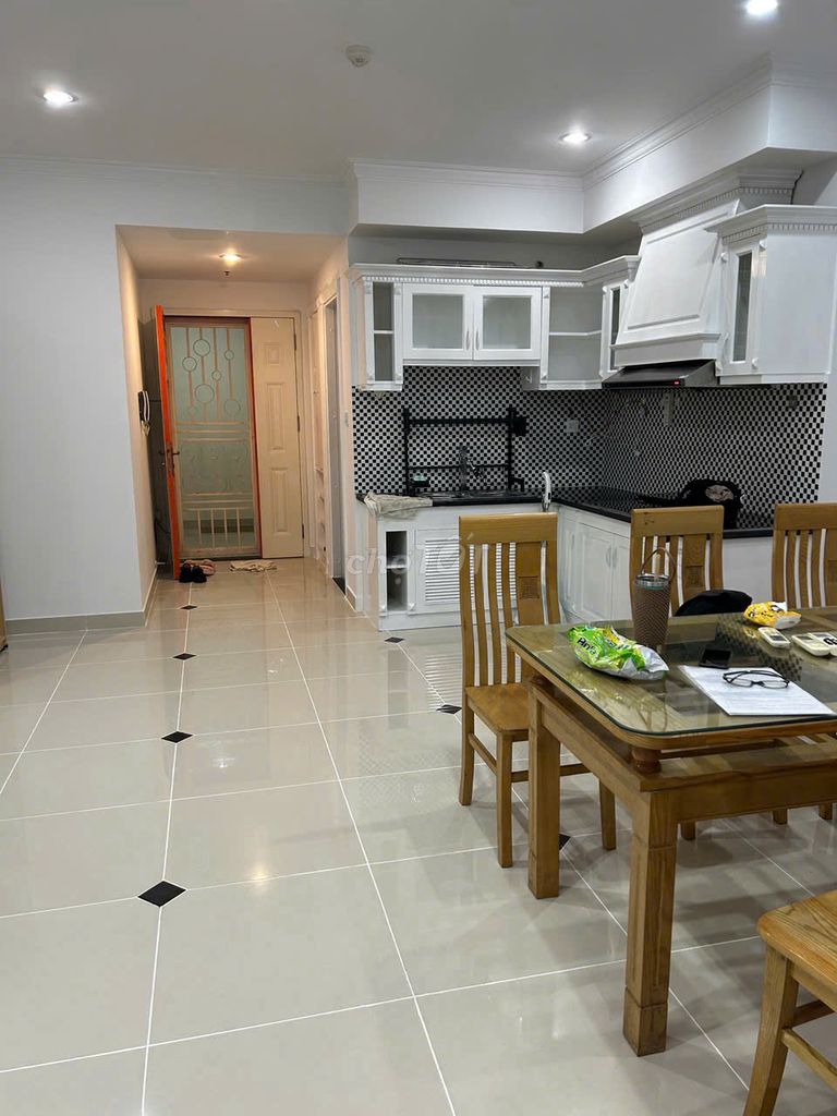 Rent a safe apartment 2-Tân Bình