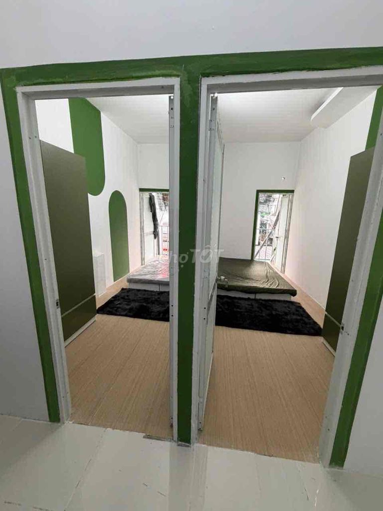 Rent two rooms on Ung Văn Khiêm, near the new meroport