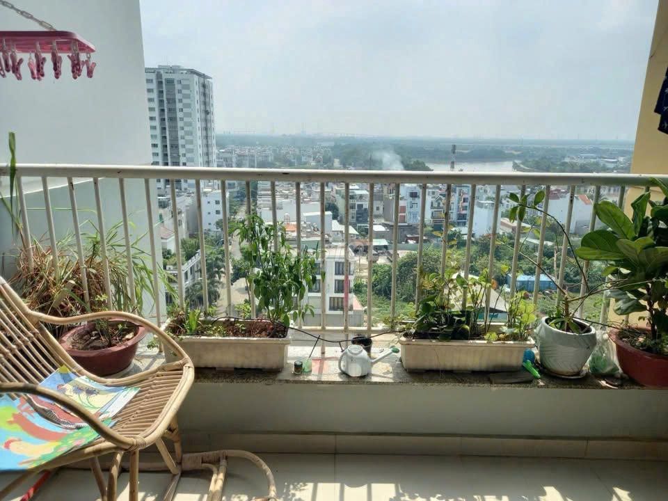 Rent the Baleza apartment. The area of 120 M, 3 bedrooms, rage. For 15 million.