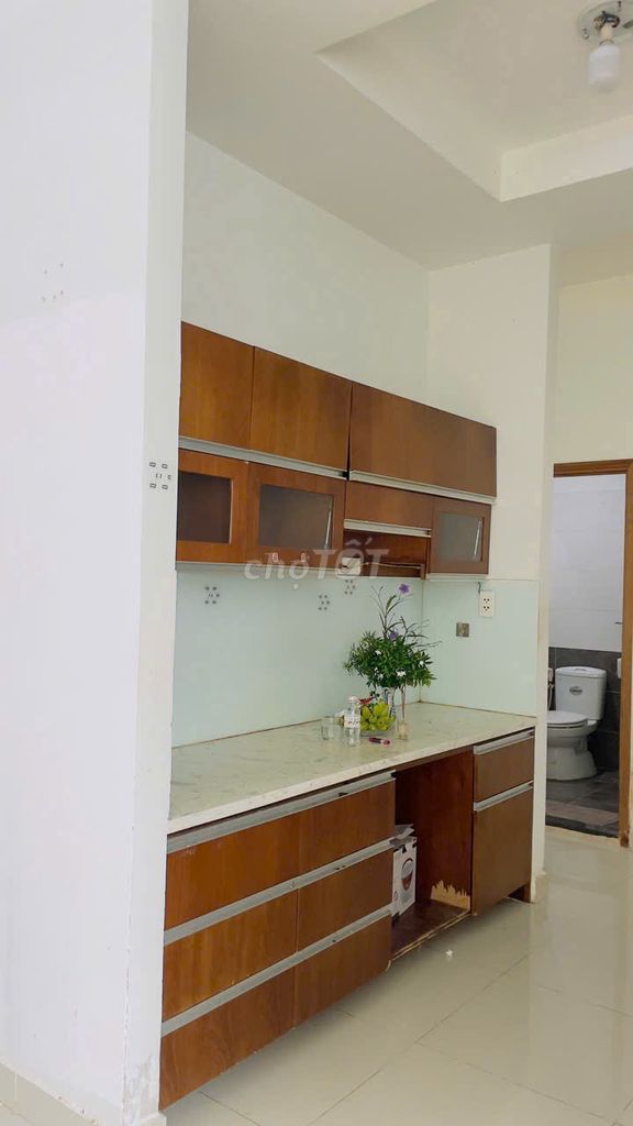 Rent the Baleza apartment. Area 88 M, 2 bedrooms, nice clean house. 9 million.