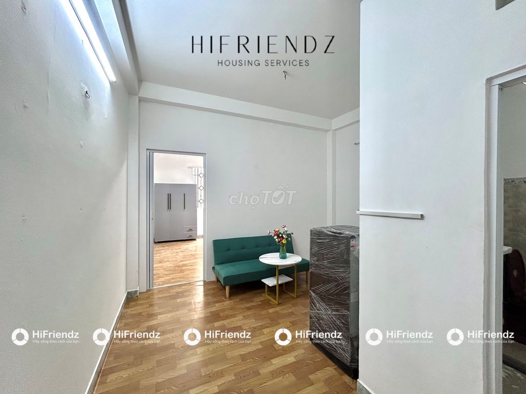 apartment one bedroom, kitchen room - private living room, super cool.