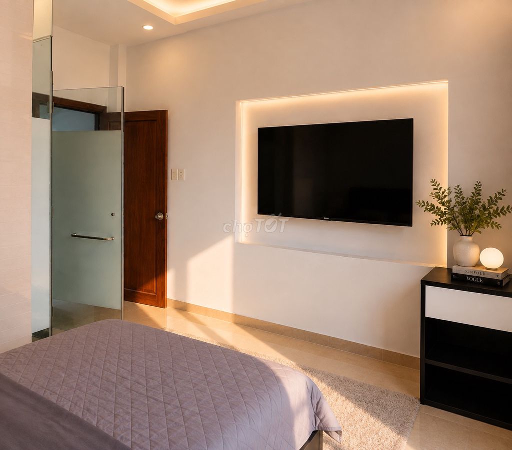 The Tân Phú studio does not pay off the full interior near the shower floor 5 million a month.