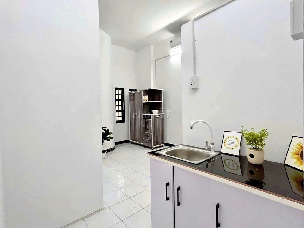 Public balcony studio - 2 sky windows - ready air conditioning - near aeon Bình Tân