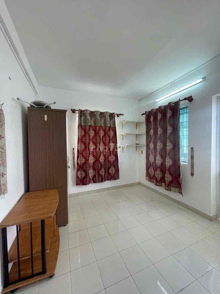 Rent Chung Cư Miếu Nổi 3 blocks out.