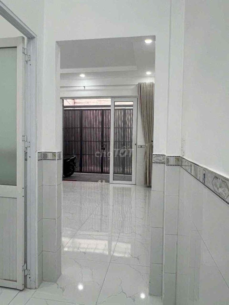 Rent a nice new Tân Sơn Nhì-5 X19-Medic - 3 bedroom 3 toilets