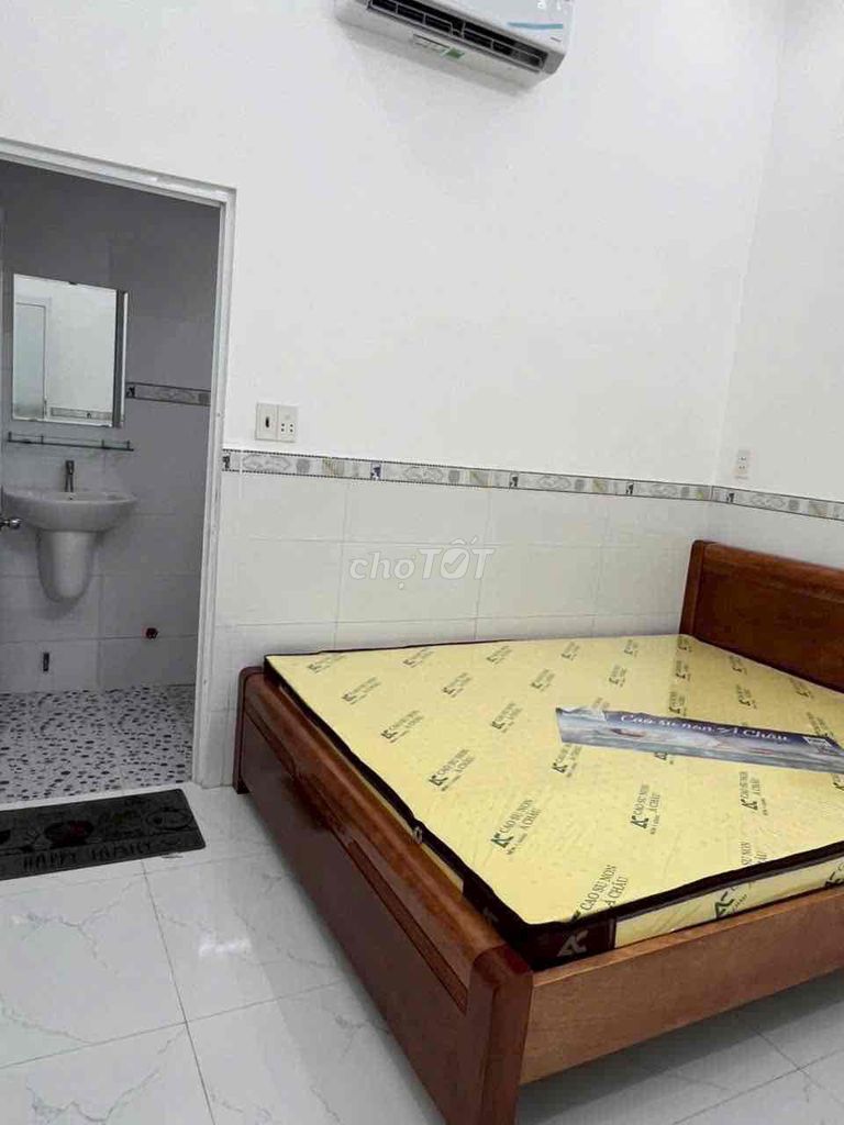 Rent a nice new Tân Sơn Nhì-5 X19-Medic - 3 bedroom 3 toilets