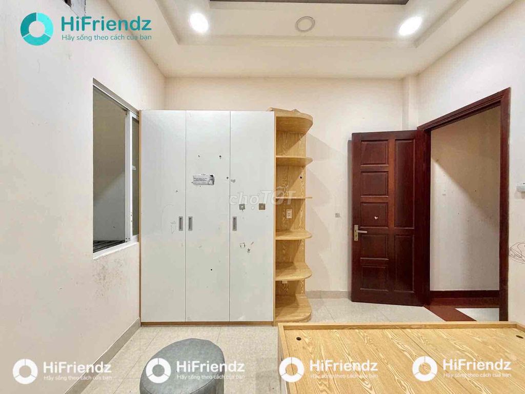 renting a cheap room - refrigerator - air - air - air - station plan