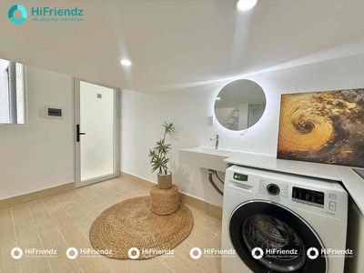 Rent Full End of District 10 near the University of Economics, University of Science