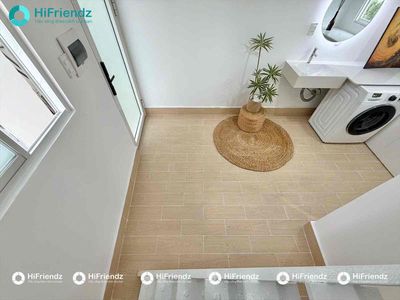 Rent Full End of District 10 near the University of Economics, University of Science