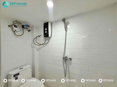 Rent Full End of District 10 near the University of Economics, University of Science