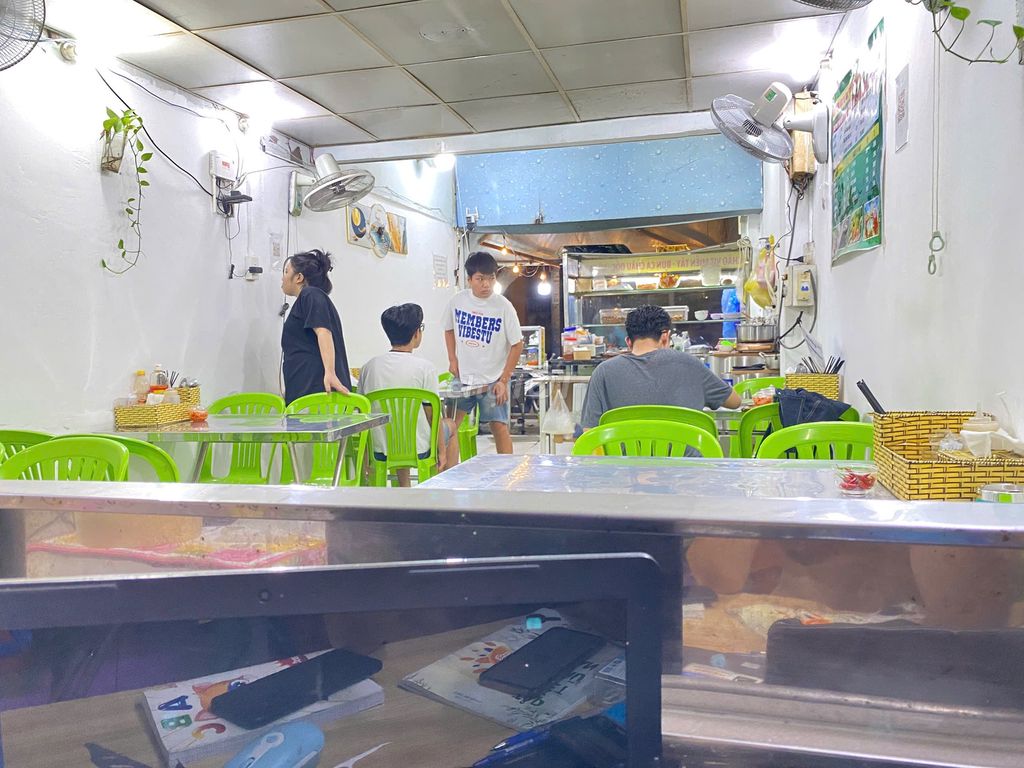Bùi Đình Tuý cash renter. Free business.