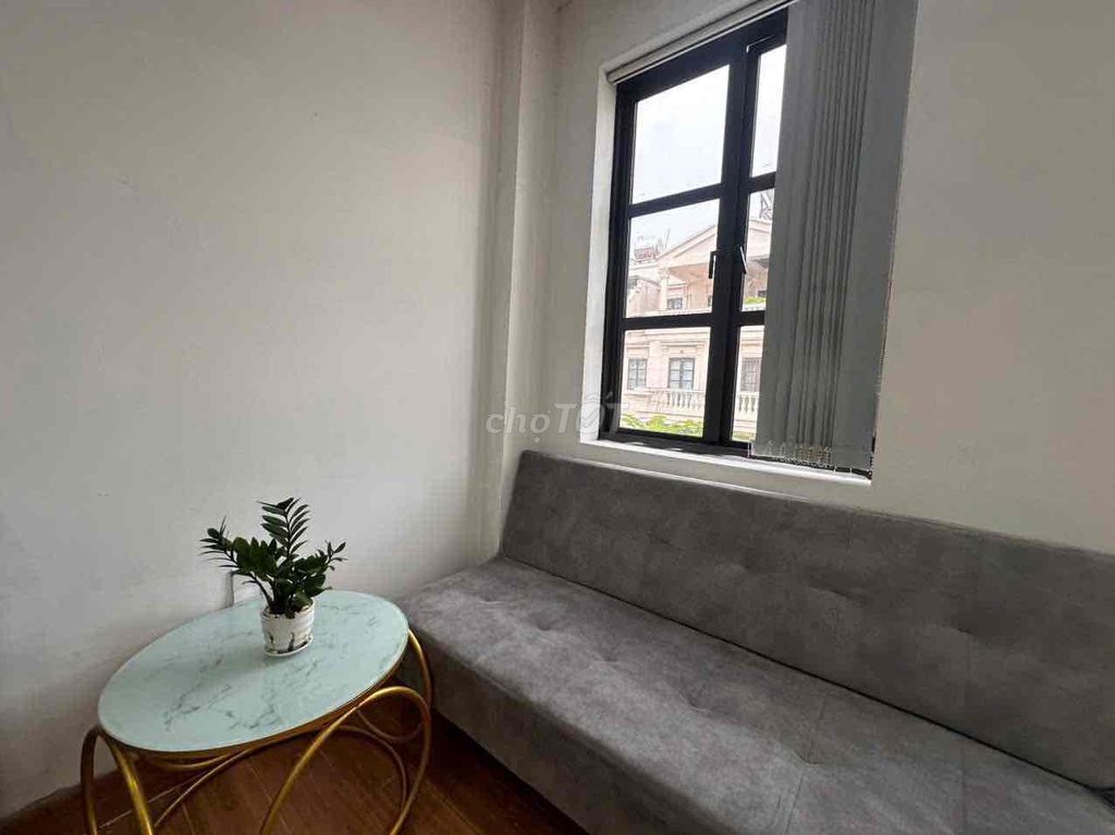 upper-level apartment