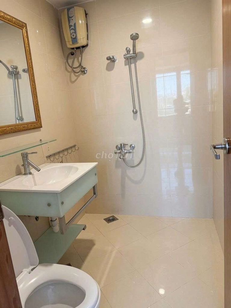 Eight million gold apartments with interiors. 31 Trương Phước Phan